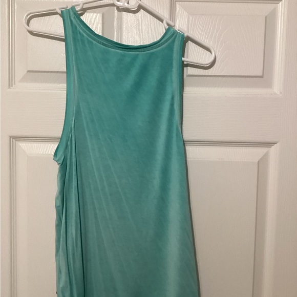 Tank top. - Picture 3 of 3